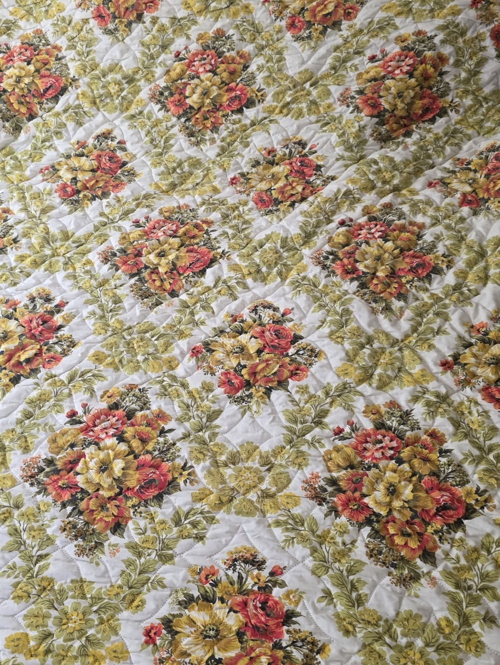 Vtg 70s Bedspread Floral yellow brown flowers Cover MCM Retro